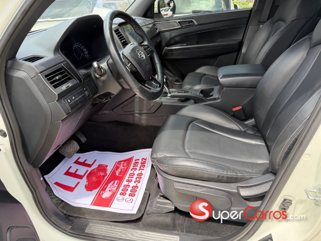 2021 SsangYong Rexton — foto 7 / 12