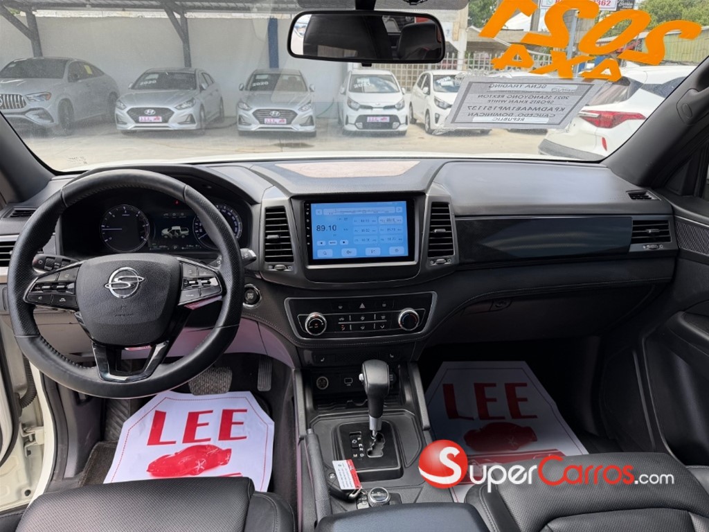 2021 SsangYong Rexton — foto 9 / 12