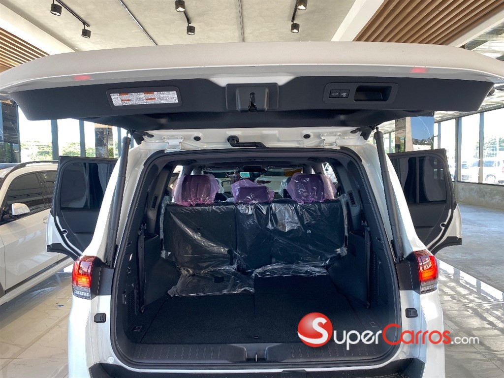 2026 Toyota Land Cruiser 300 VX-R — foto 8 / 12