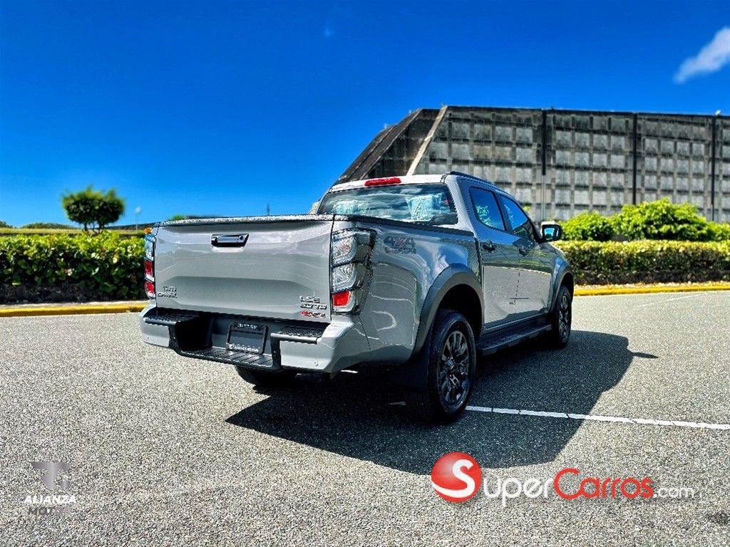 2027 Isuzu DMAX LSE — foto 8 / 12