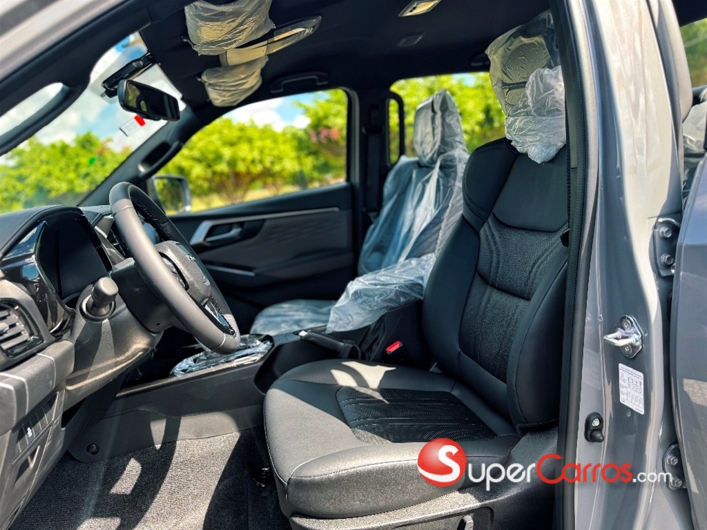2027 Isuzu DMAX LSE — foto 11 / 12