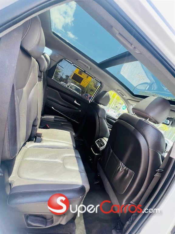 2019 Hyundai Santa Fe Limited — foto 8 / 12