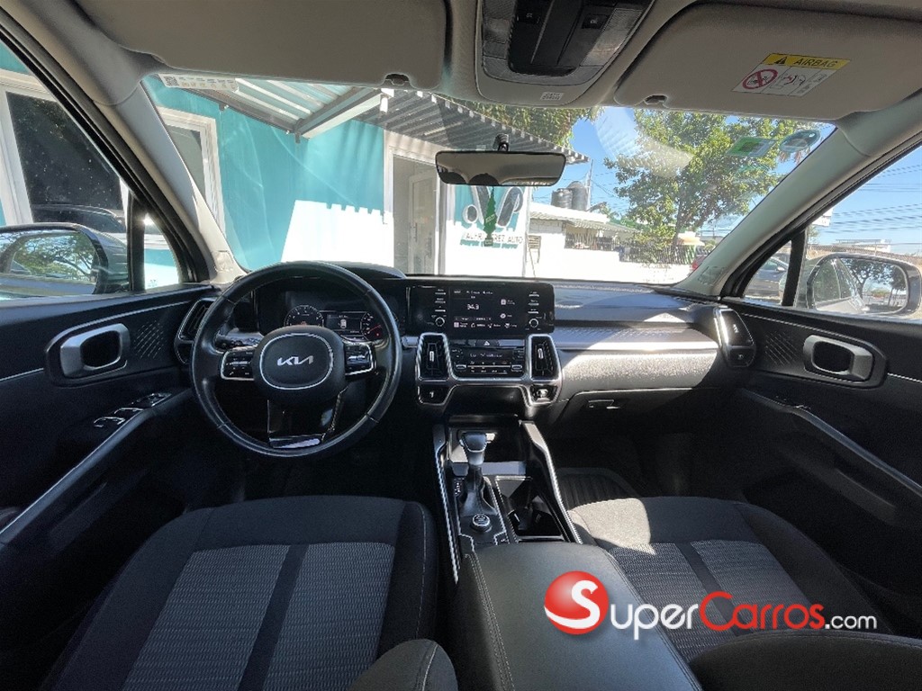 2023 Kia Sorento LX — foto 11 / 12