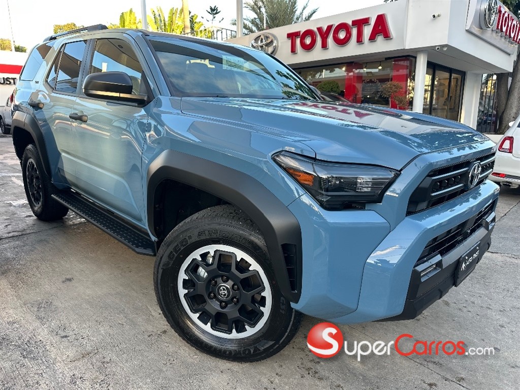 2026 Toyota 4 Runner SR5