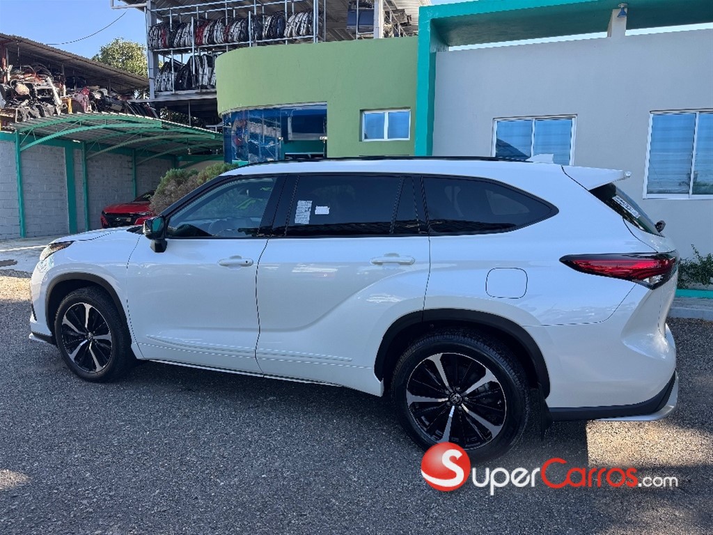 2021 Toyota Highlander XSE — foto 6 / 12