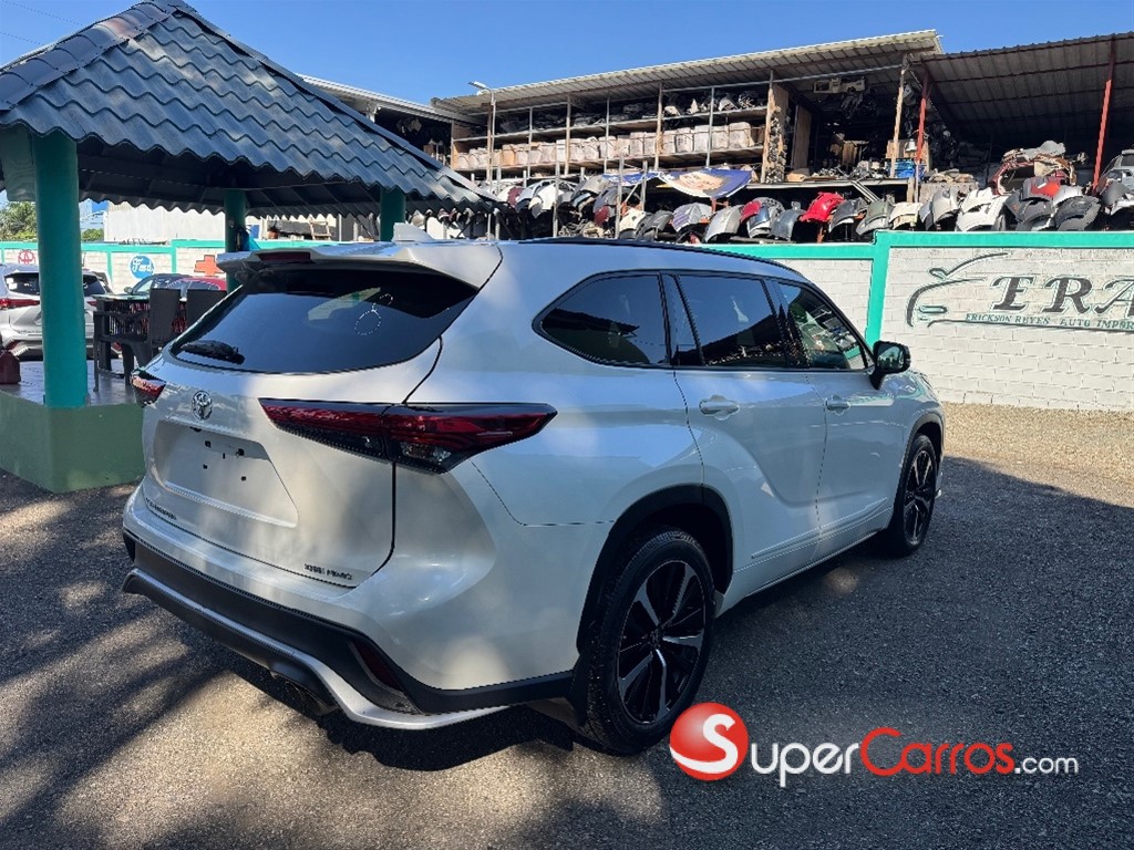 2021 Toyota Highlander XSE — foto 9 / 12