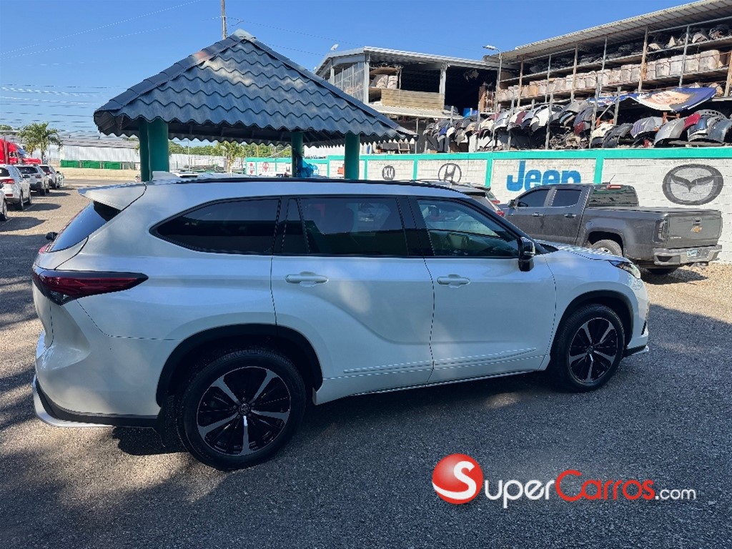 2021 Toyota Highlander XSE — foto 10 / 12