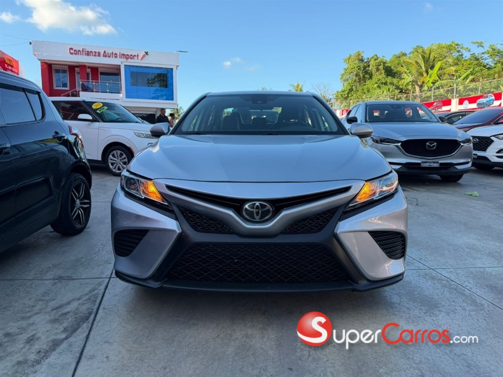 2021 Toyota Camry SE — foto 2 / 10