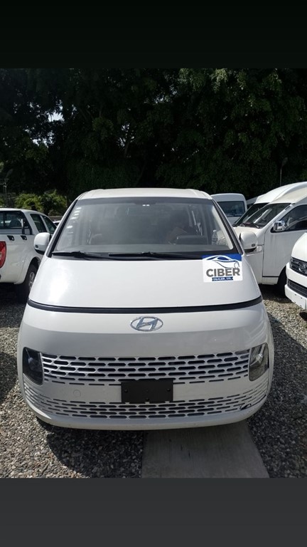 2022 Hyundai Staria