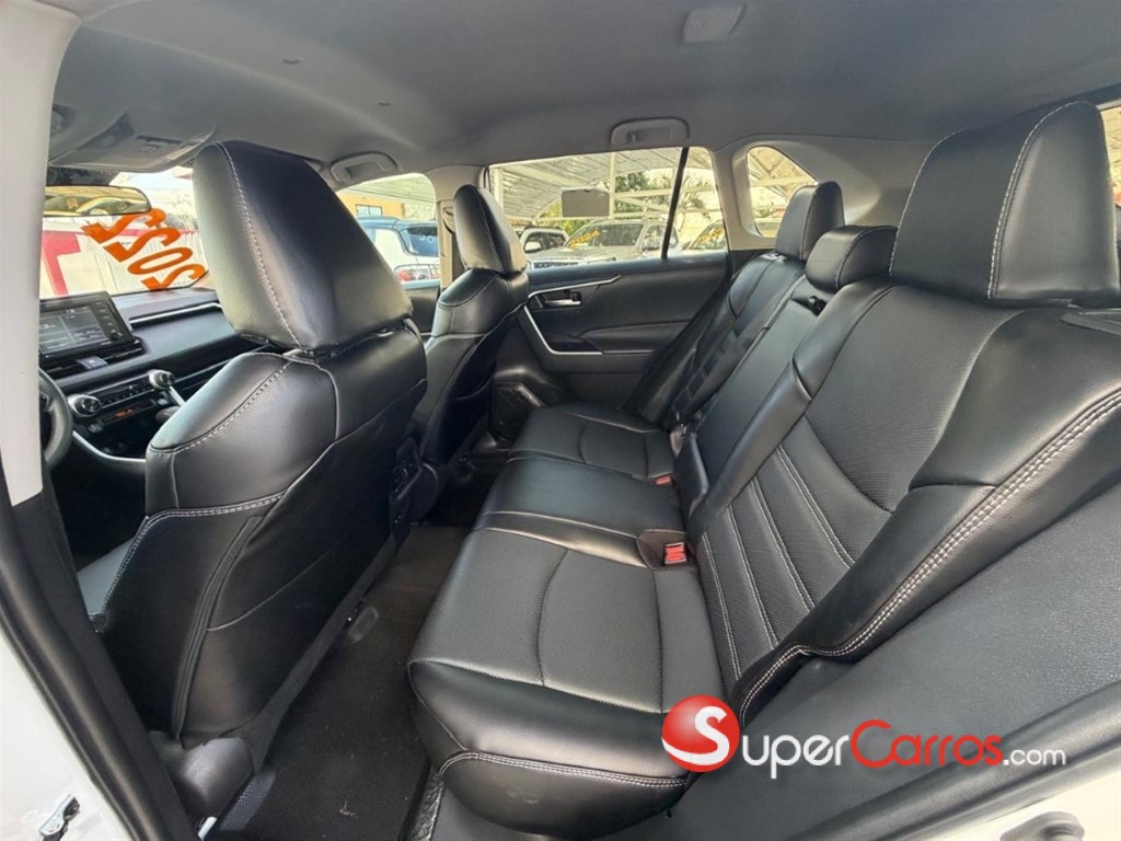 2022 Toyota RAV4 XLE — foto 10 / 12