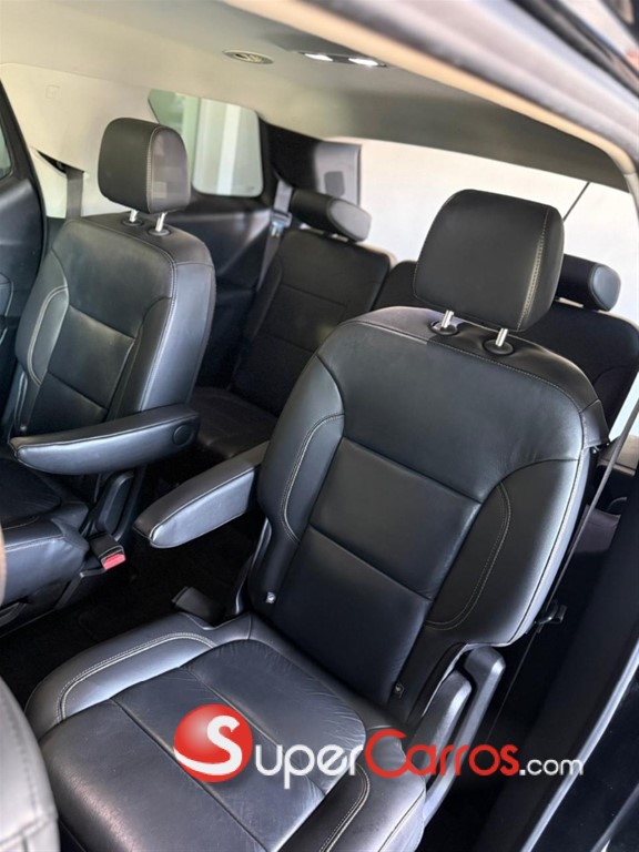 2020 Chevrolet Traverse LT — foto 7 / 12