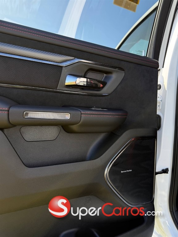 2023 Ram 1500 TRX — foto 9 / 12