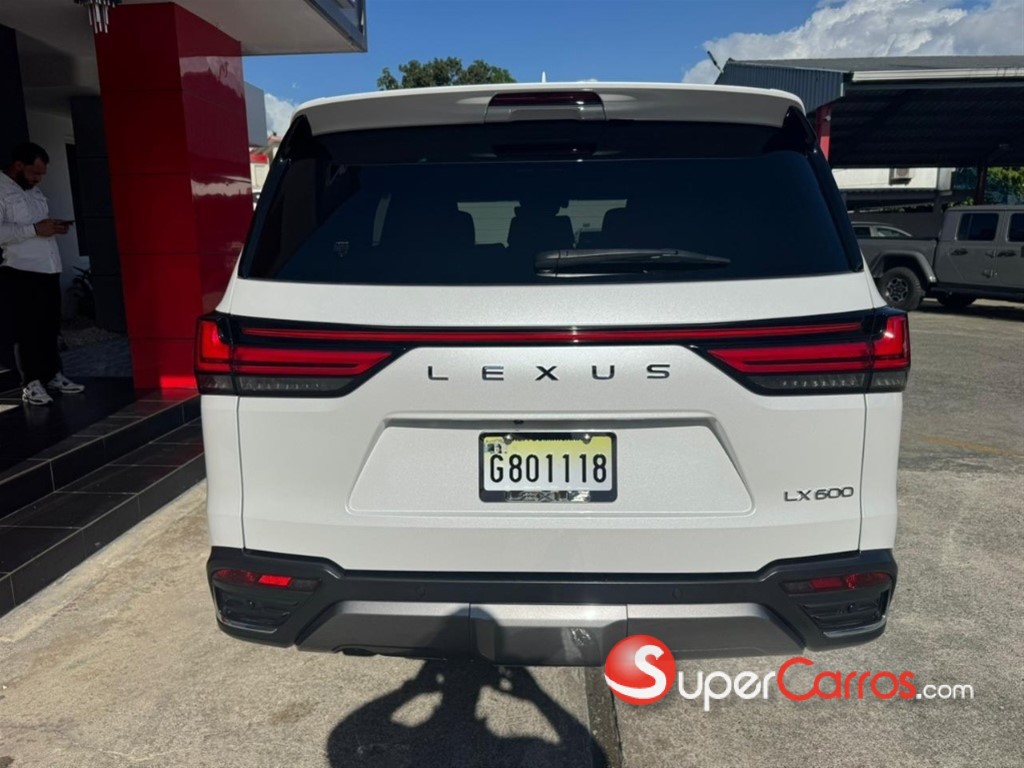 2024 Lexus LX 600 Luxury — foto 4 / 11
