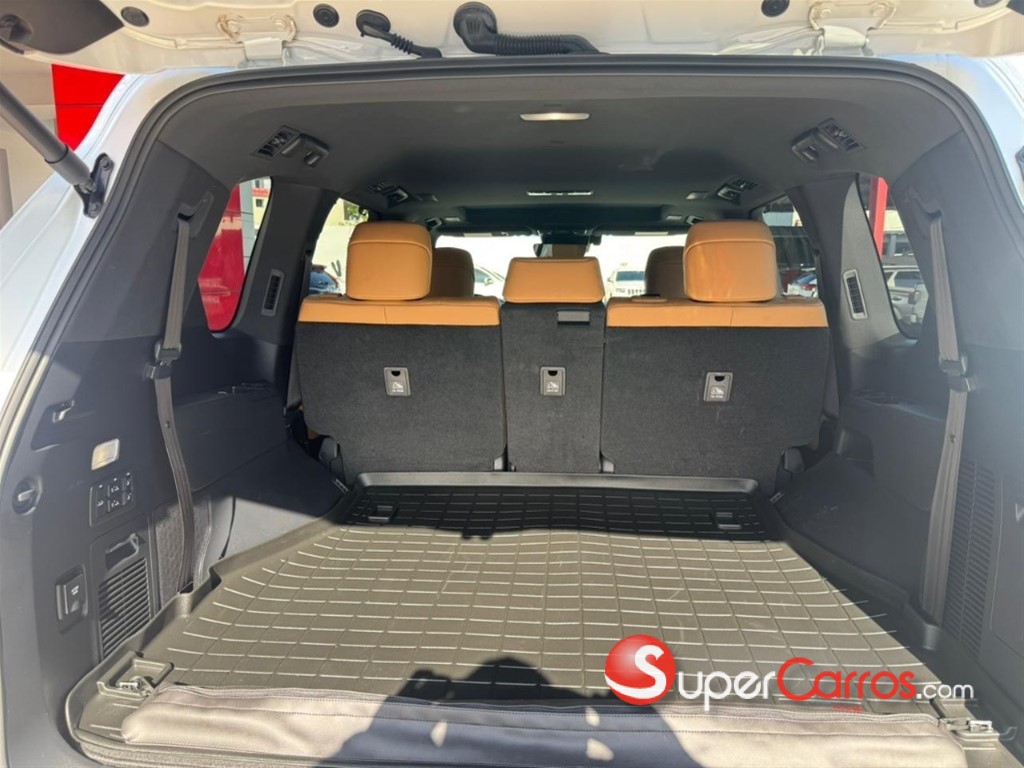 2024 Lexus LX 600 Luxury — foto 10 / 11