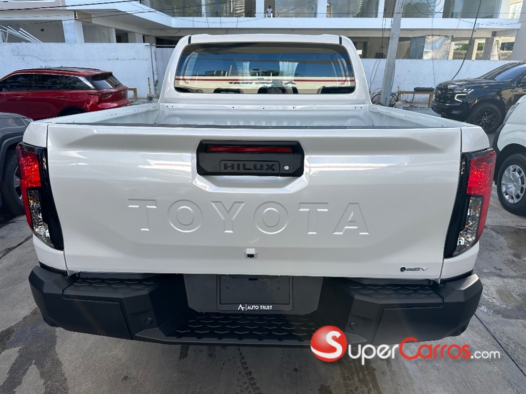 2026 Toyota Hilux LIMITED BEV — foto 5 / 9