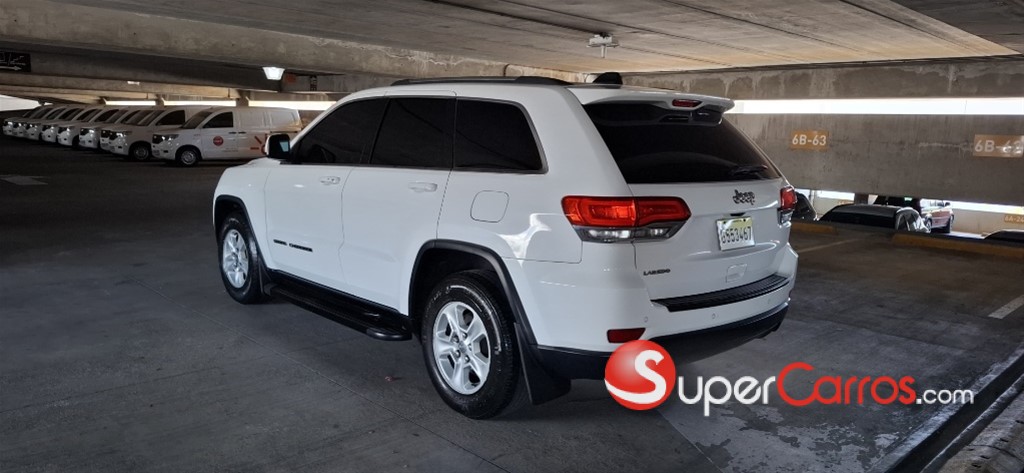 2017 Jeep Grand Cherokee Laredo — foto 5 / 11