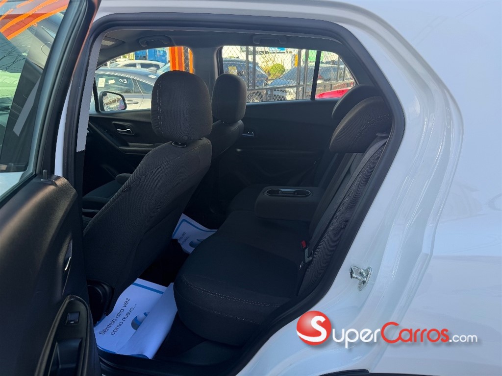 2020 Chevrolet Trax LS — foto 7 / 9