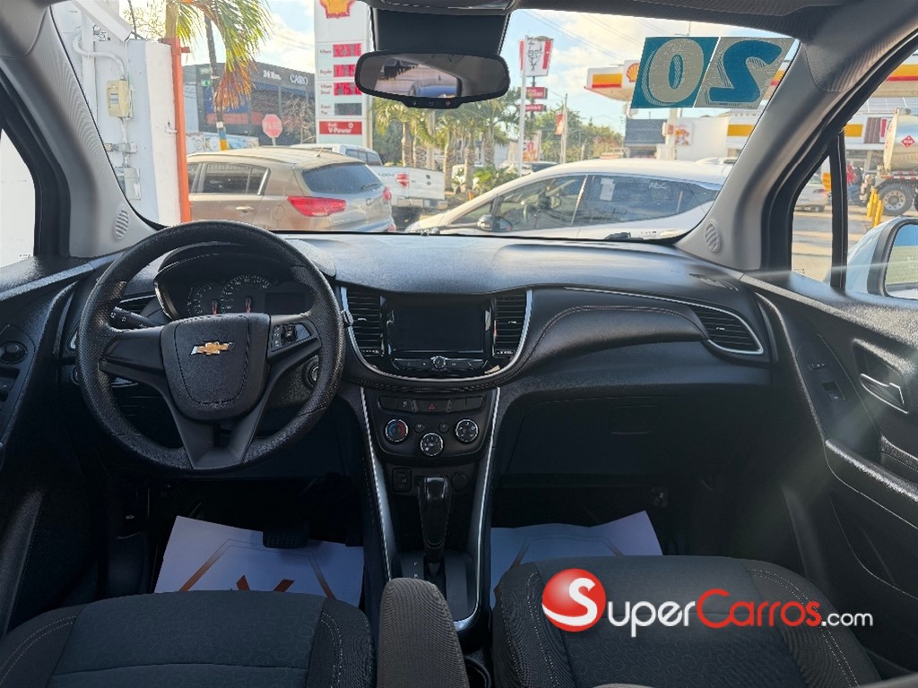 2020 Chevrolet Trax LS — foto 8 / 9
