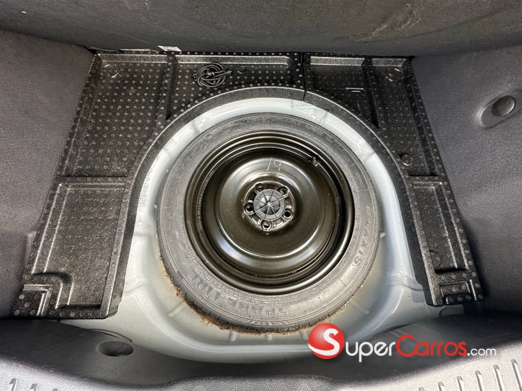 2012 Ford Focus SE — foto 6 / 10