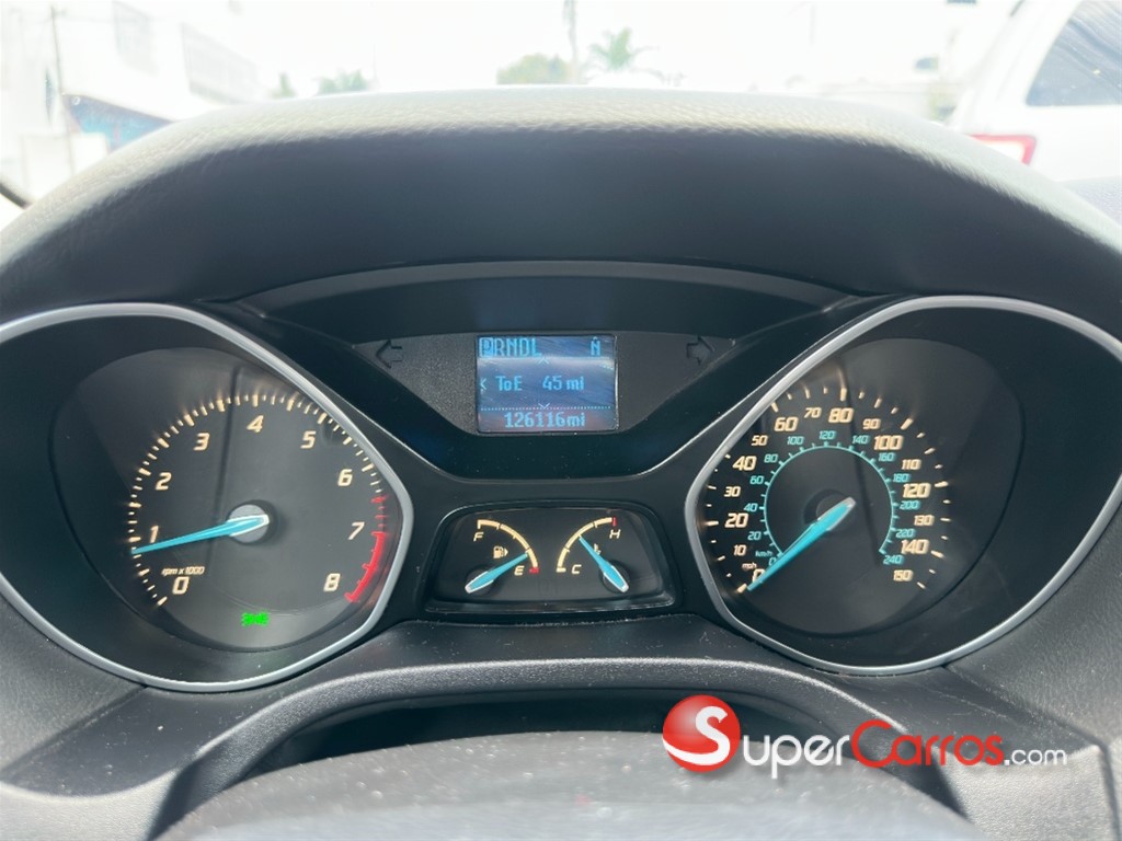 2012 Ford Focus SE — foto 10 / 10