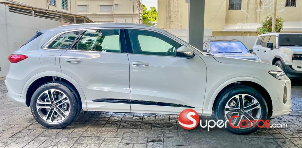 2025 Audi Q5 S-Line — foto 3 / 12