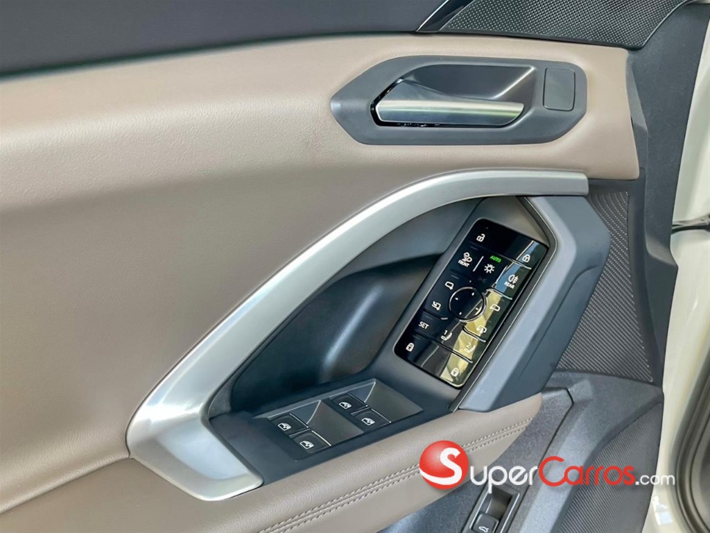2025 Audi Q5 S-Line — foto 10 / 12