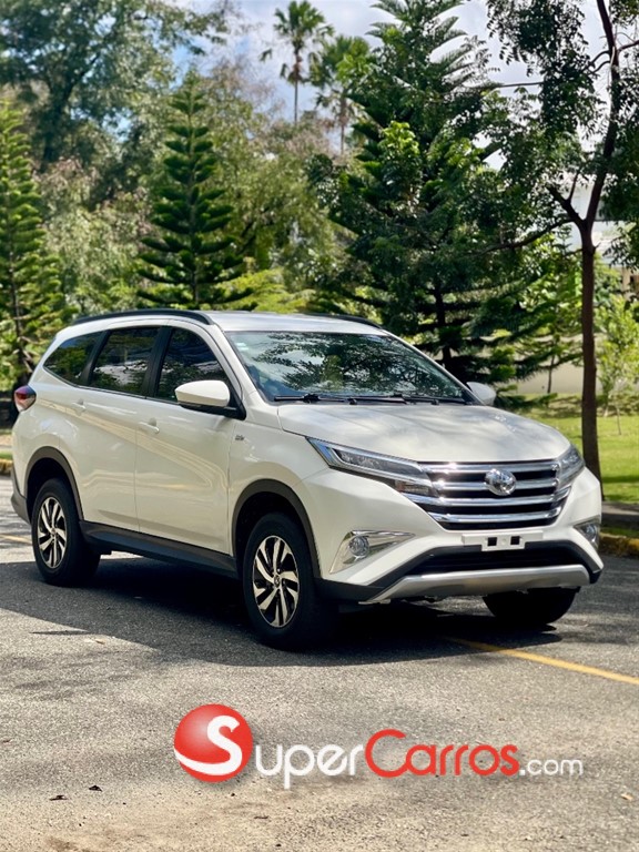 2020 Toyota Rush — foto 2 / 6