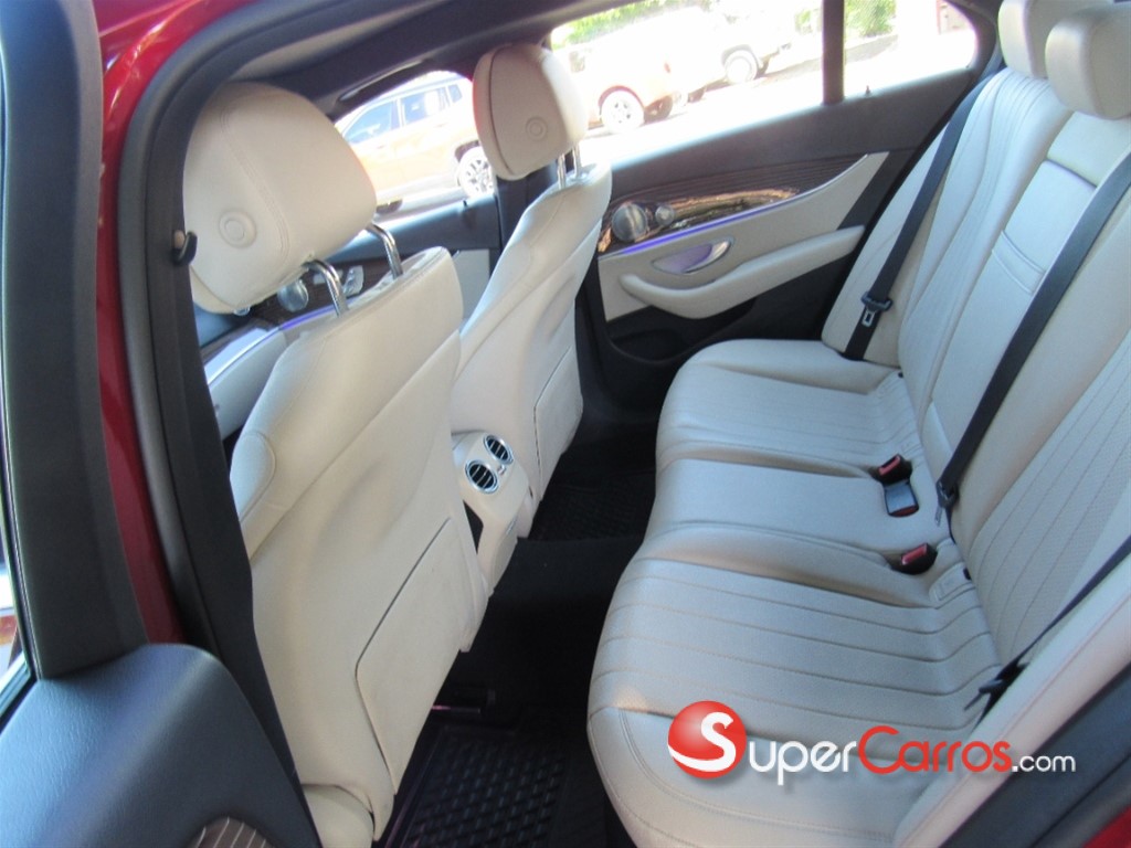 2017 Mercedes-Benz Clase E 300 — foto 6 / 10