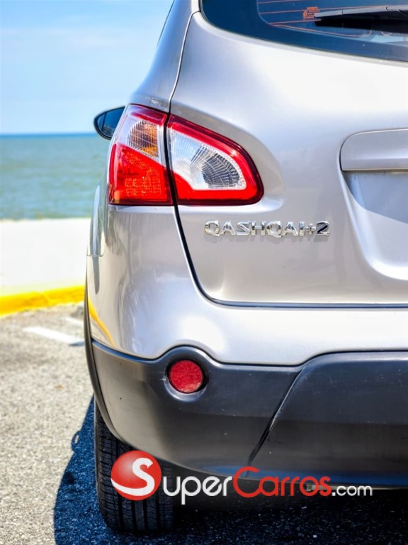 2015 Nissan Qashqai +2 — foto 9 / 12
