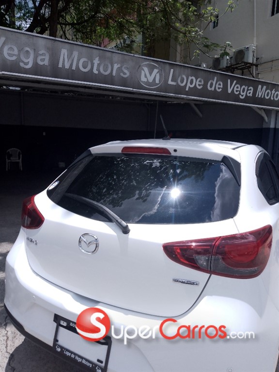 2021 Mazda 2 — foto 2 / 12