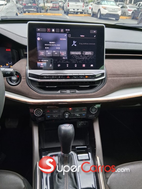 2024 Jeep Commander Overland — foto 11 / 12