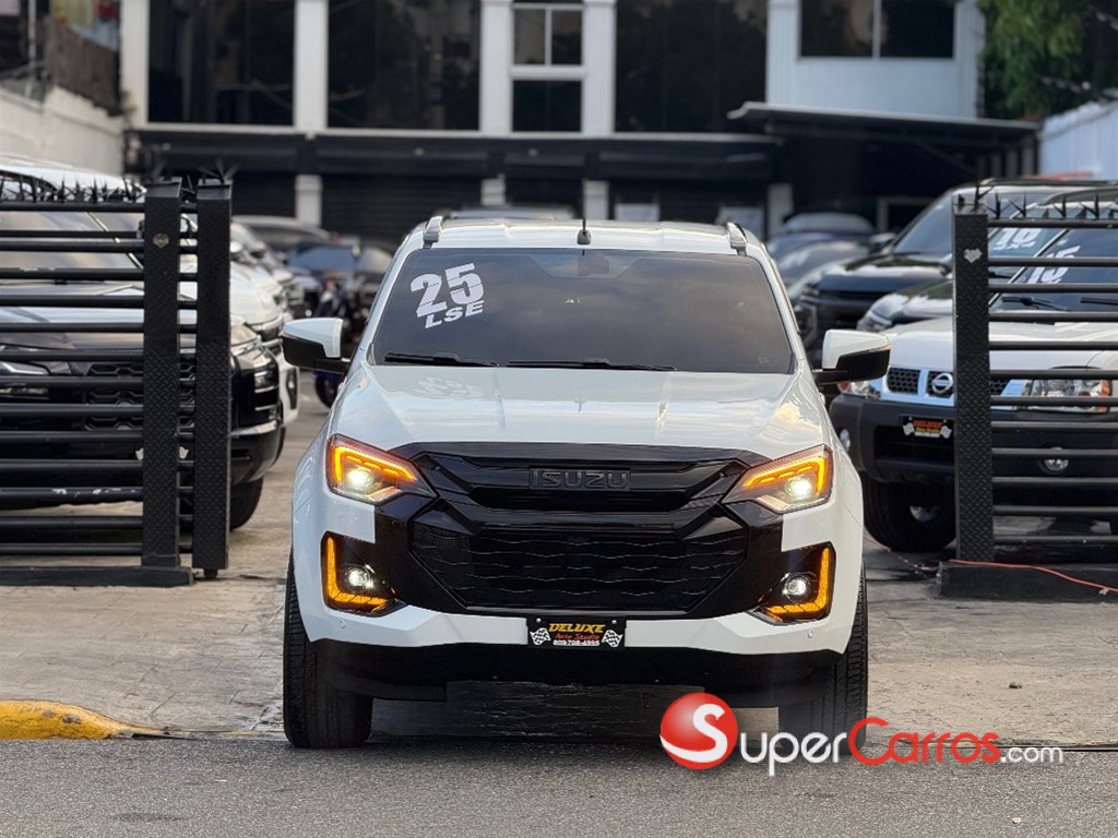 2025 Isuzu DMAX LSE — foto 2 / 12