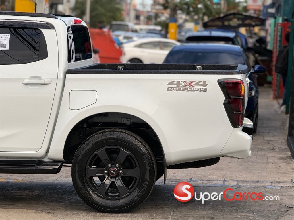 2025 Isuzu DMAX LSE — foto 4 / 12