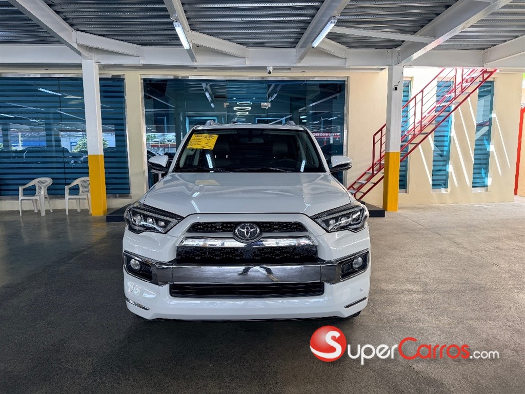 2017 Toyota 4 Runner Limited — foto 4 / 12