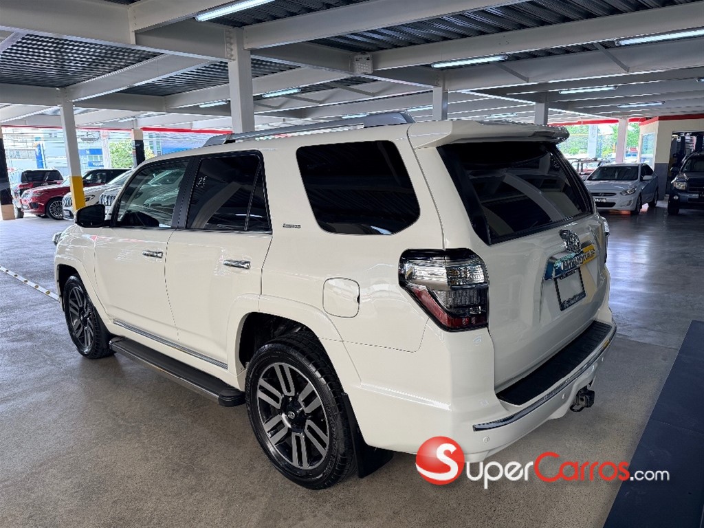 2017 Toyota 4 Runner Limited — foto 5 / 12