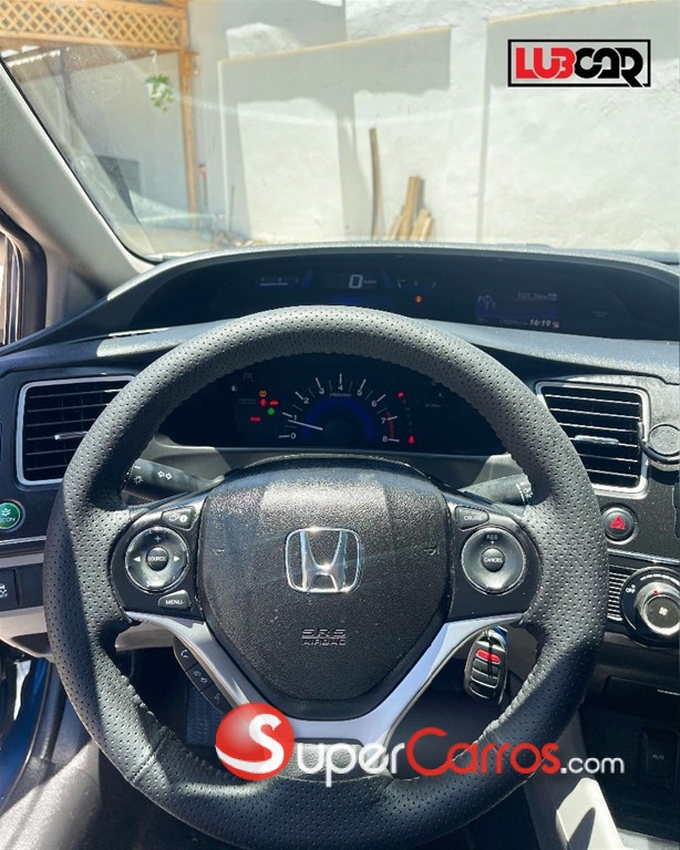 2015 Honda Civic LX — foto 10 / 12