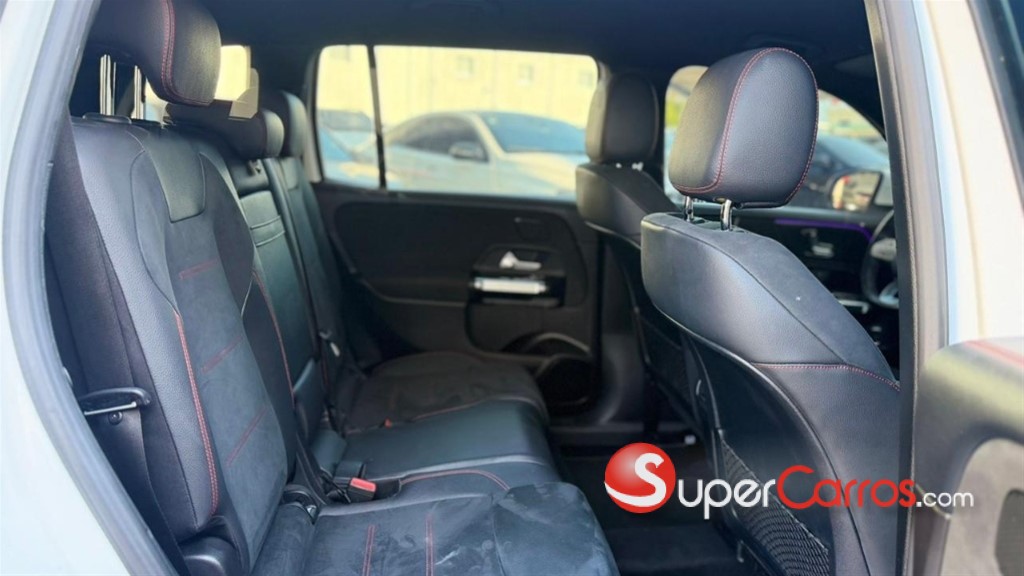 2020 Mercedes-Benz Clase GLB 200 — foto 7 / 12