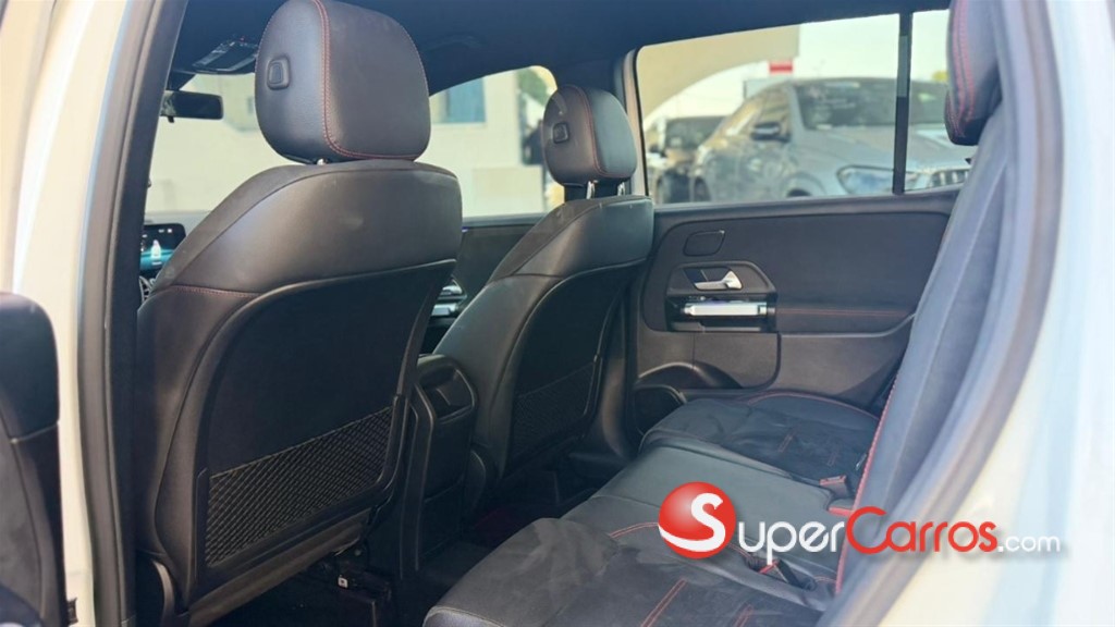 2020 Mercedes-Benz Clase GLB 200 — foto 10 / 12