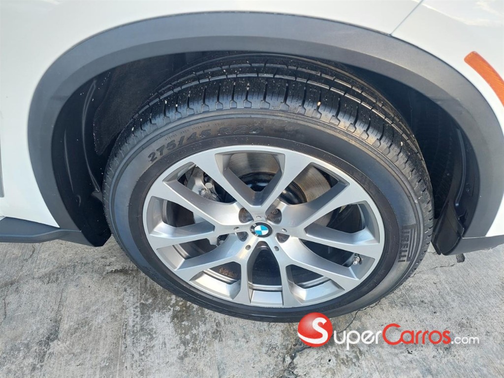 2019 BMW X 5 40i — foto 4 / 12