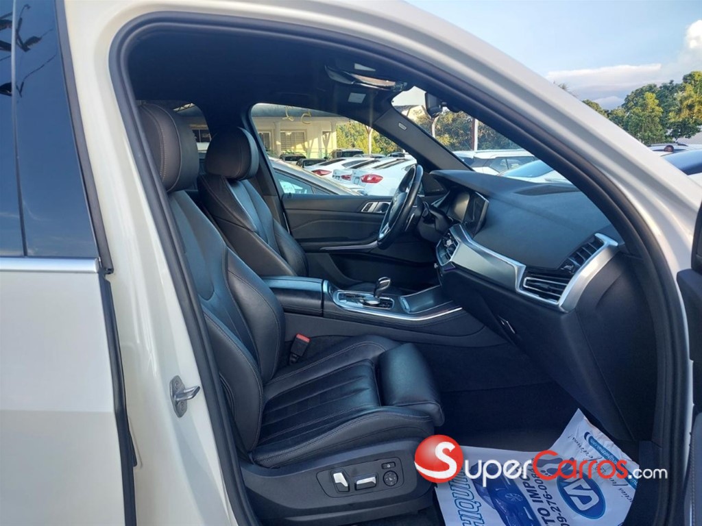 2019 BMW X 5 40i — foto 6 / 12