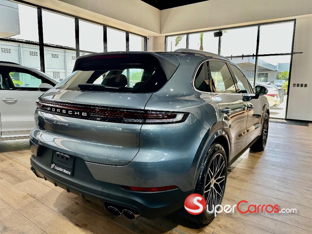 2026 Porsche Cayenne — foto 2 / 7