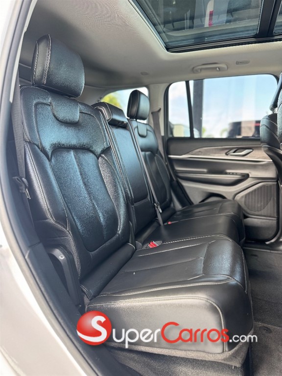 2023 Jeep Grand Cherokee Limited 4x4 — foto 7 / 10