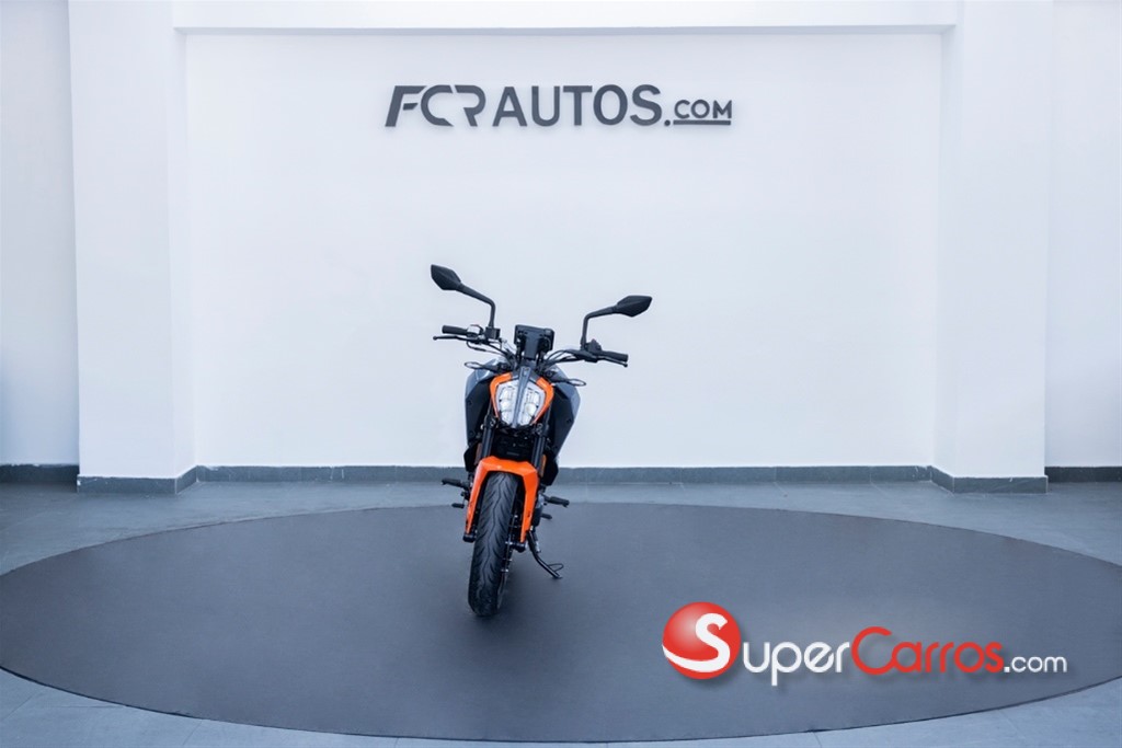 2026 KTM 200 — foto 3 / 12