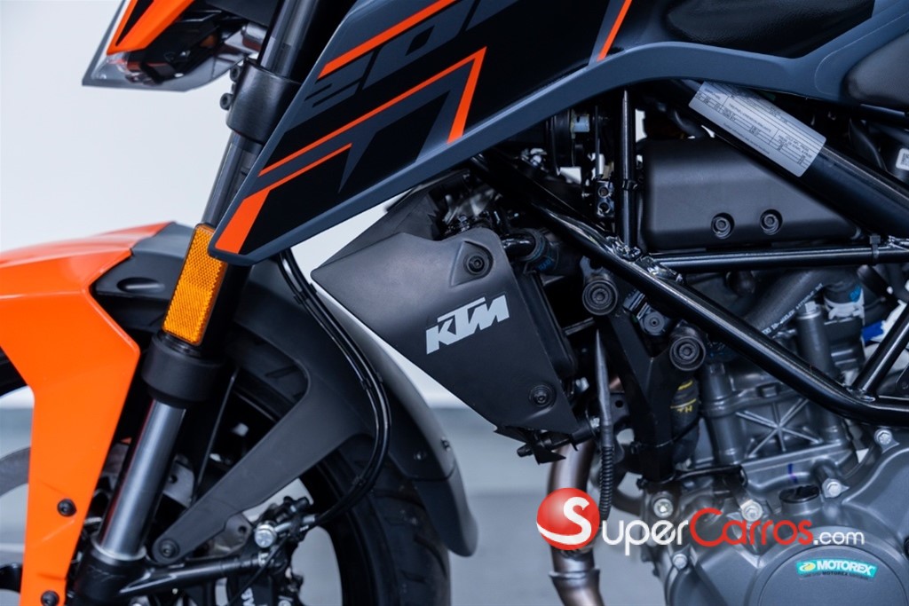 2026 KTM 200 — foto 6 / 12