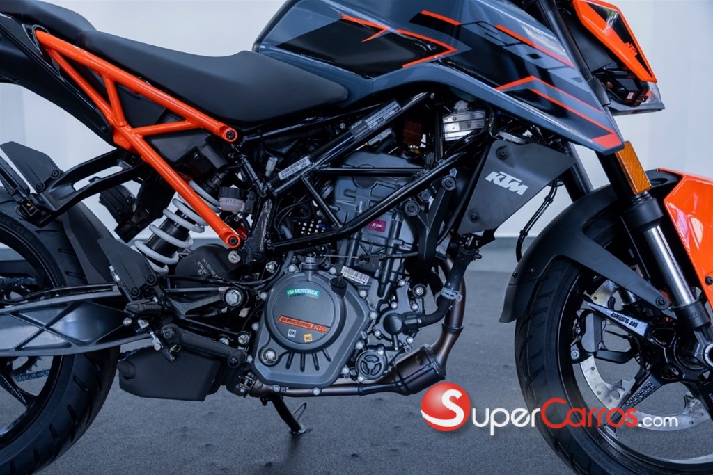 2026 KTM 200 — foto 8 / 12