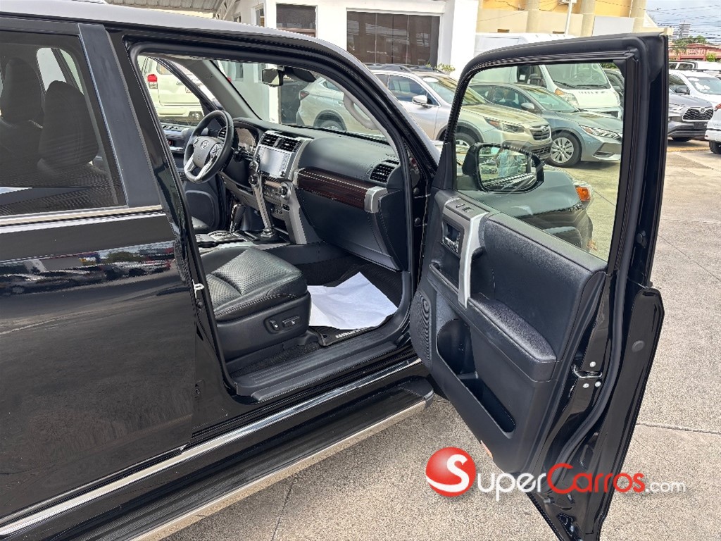 2021 Toyota 4 Runner Limited — foto 7 / 11