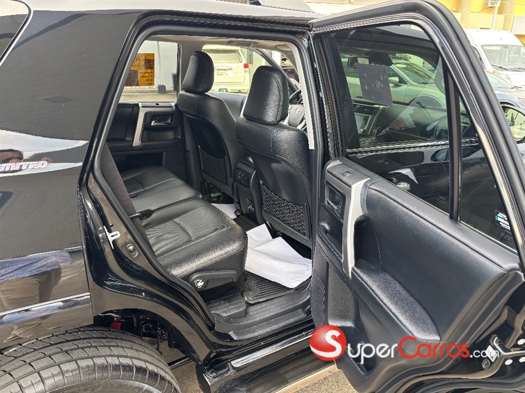 2021 Toyota 4 Runner Limited — foto 9 / 11