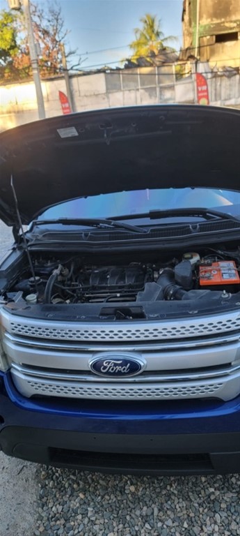 2013 Ford Explorer Limited — foto 6 / 10
