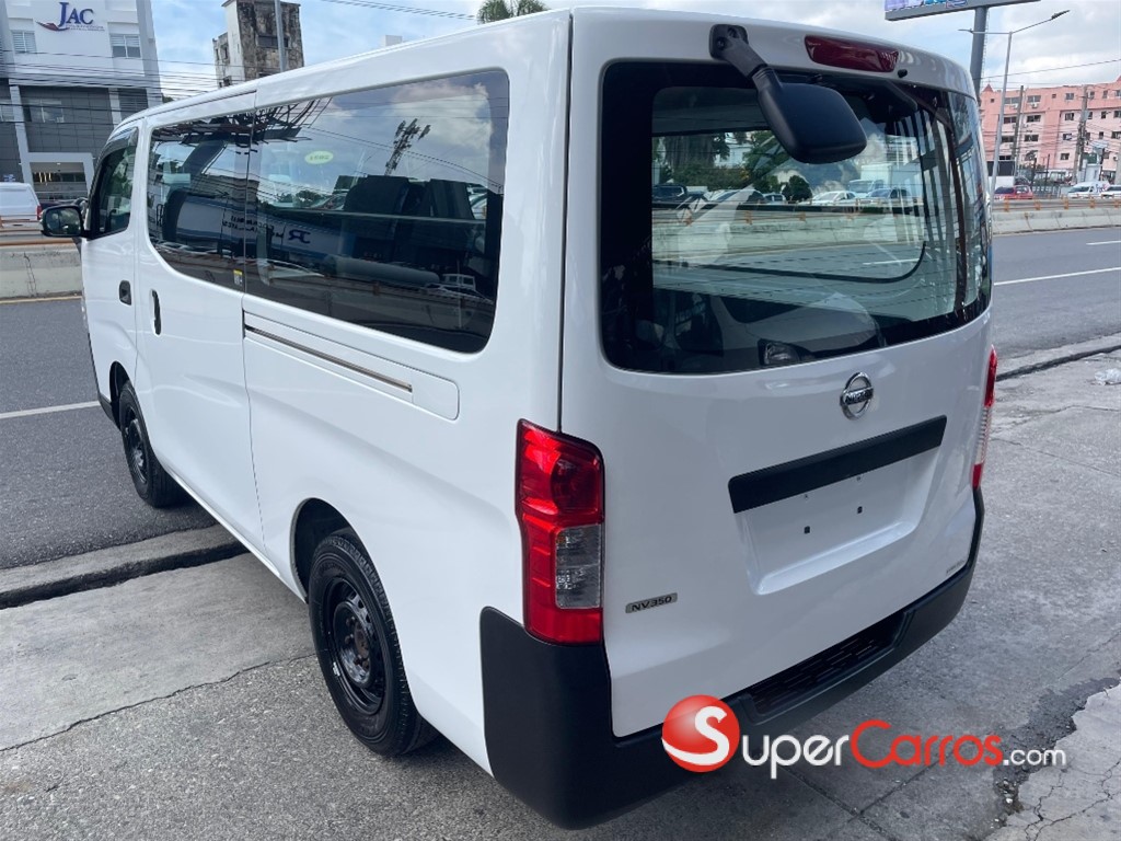2021 Nissan Caravan — foto 4 / 11
