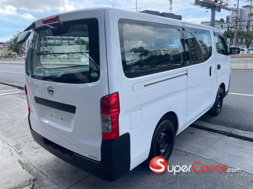 2021 Nissan Caravan — foto 5 / 11